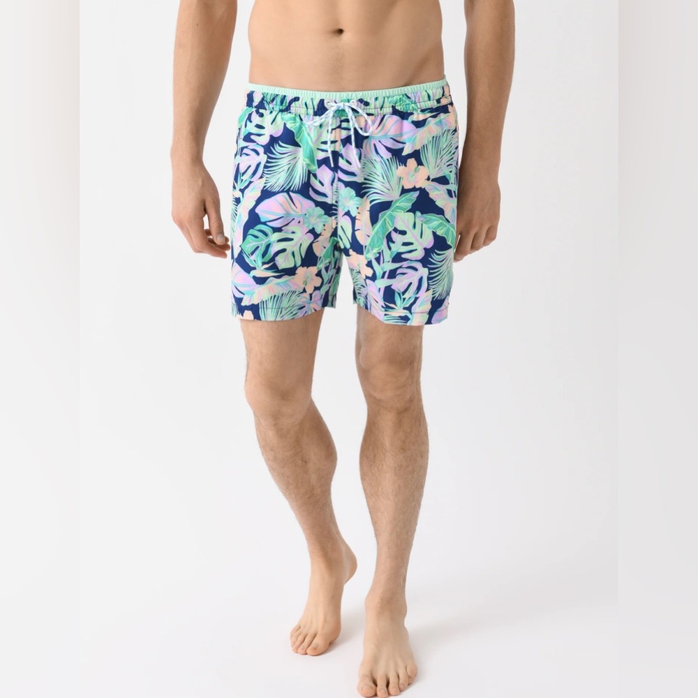 CHUBBIES men’s tropical night fauna 7” inseam swimming shorts size small